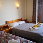 Taradella Hotel Alissos