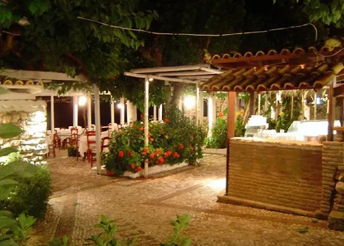 Taradella Отель