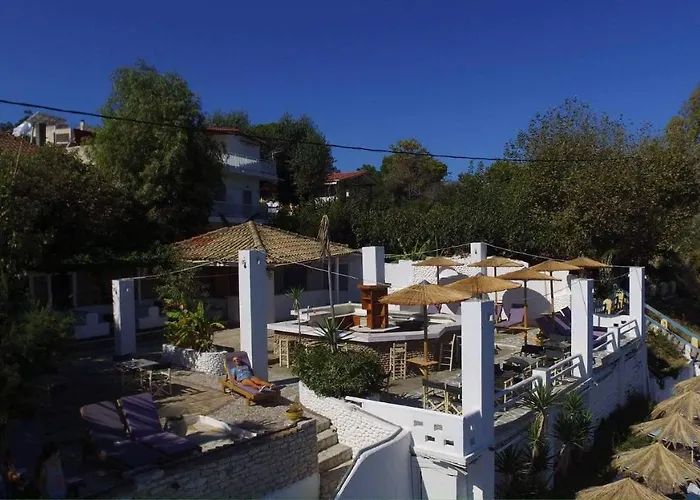 Taradella Отель