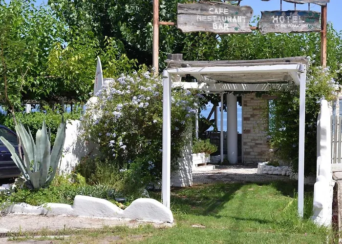 Отель Taradella 3*